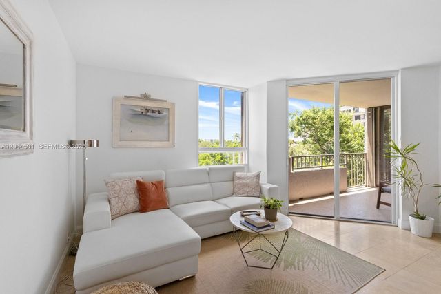 161 Crandon Blvd 317, Key Biscayne, FL 33149