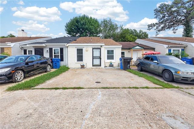 5124 Condor ST, Virginia Beach, VA 23462