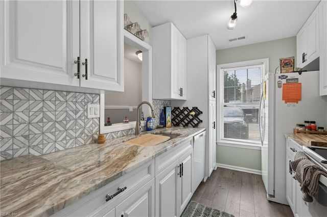 5124 Condor ST, Virginia Beach, VA 23462