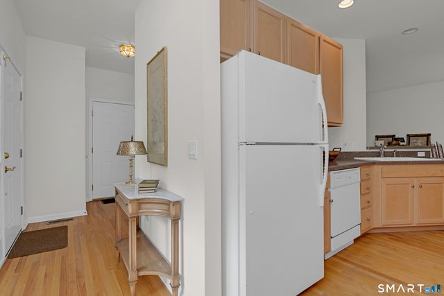 9 Pear Orchard Road 9, Portland, CT 06480