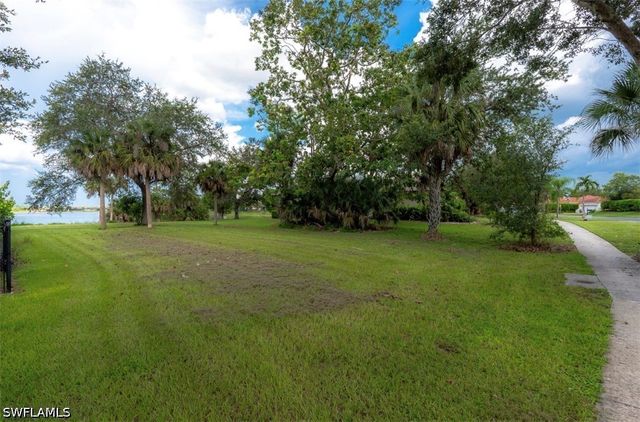 2990 Orange Grove TRL, Naples, FL 34120
