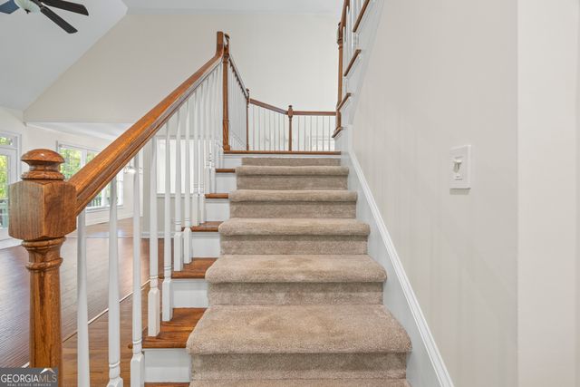 1051 Lane Creek Way, Bishop, GA 30621