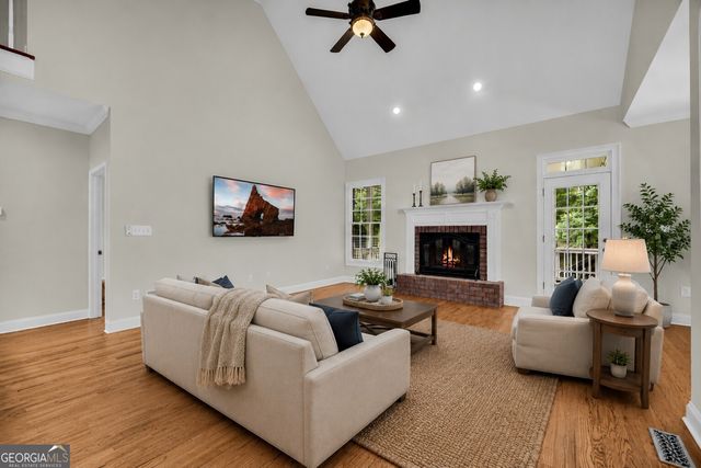1051 Lane Creek Way, Bishop, GA 30621