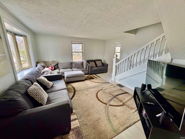 1105 N Woodburn Avenue, Bloomington, IN 47404