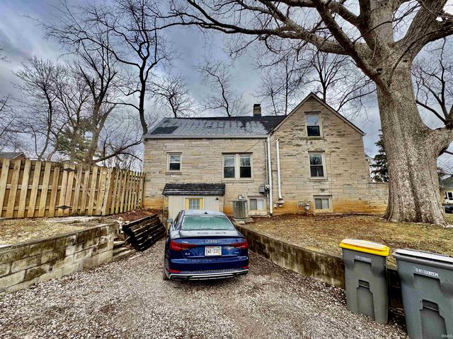 1105 N Woodburn Avenue, Bloomington, IN 47404