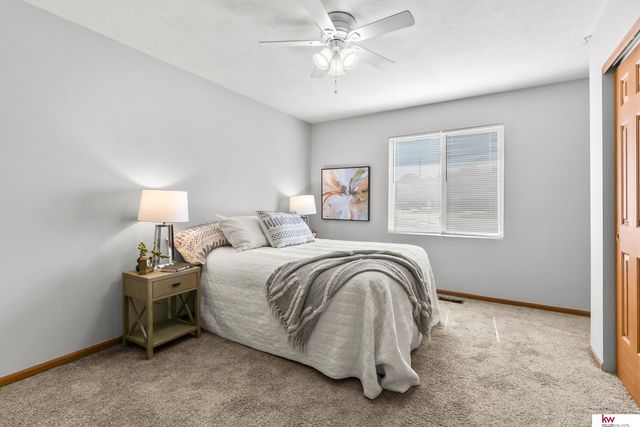 2202 N 166 Street, Omaha, NE 68116