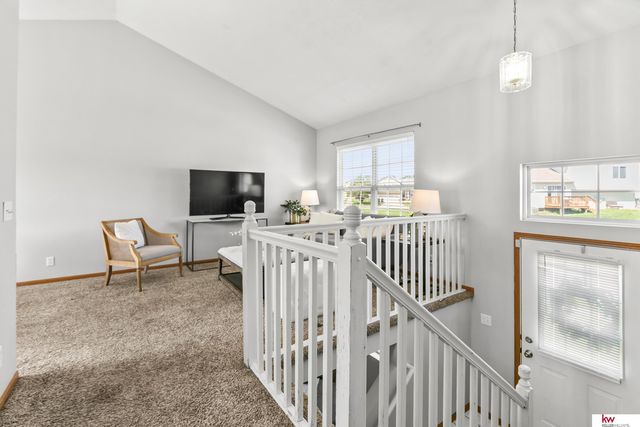 2202 N 166 Street, Omaha, NE 68116