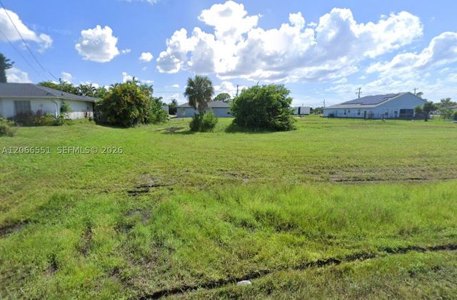 2518 NW Embers Terr, Cape Coral, FL 33993