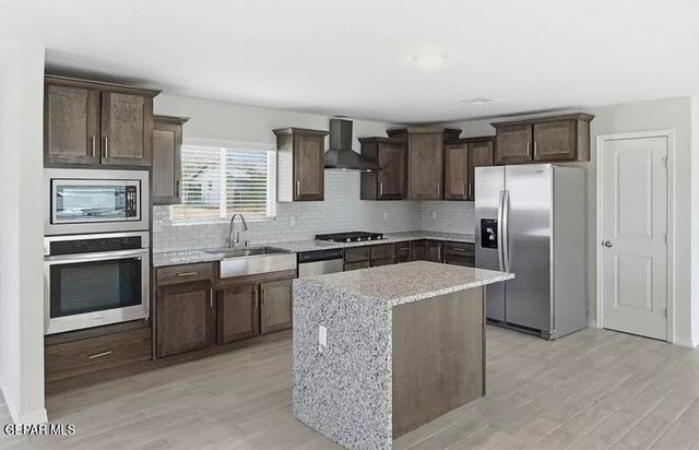 565 GALLAGHER Street, El Paso, TX 79915