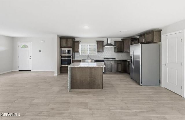 565 GALLAGHER Street, El Paso, TX 79915