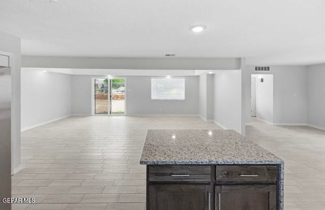 565 GALLAGHER Street, El Paso, TX 79915