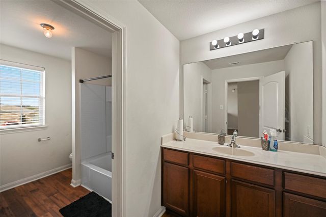 4827 Monarch Falls Lane, Richmond, TX 77469