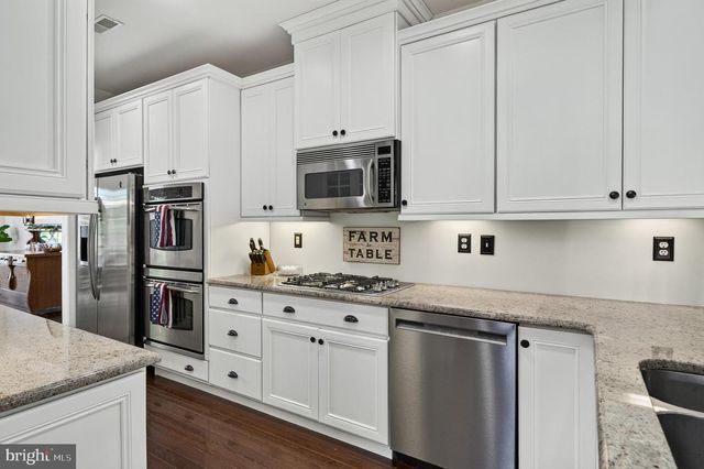 106 HEATHER WAY, Morgantown, PA 19543