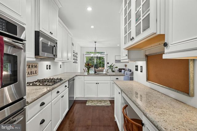 106 HEATHER WAY, Morgantown, PA 19543