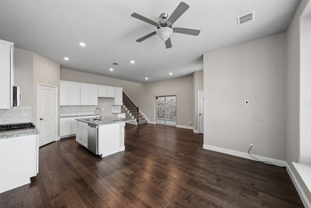 7513 Sunset Boulevard, Rowlett, TX 75088
