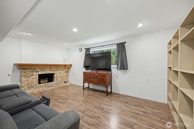 19026 63rd Street E, Lake Tapps, WA 98391