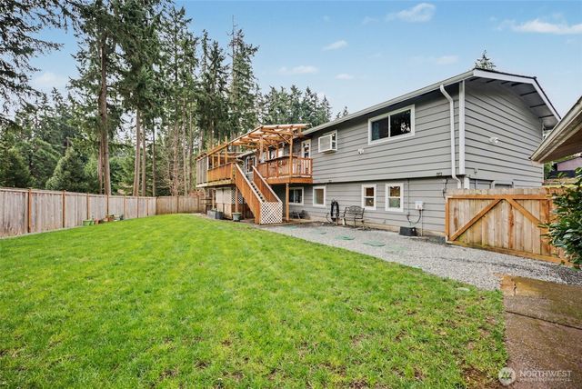 19026 63rd Street E, Lake Tapps, WA 98391