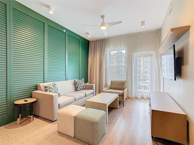 3151 SUNSET WALK DRIVE 218, Kissimmee, FL 34747