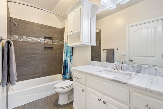 4625 Roundup Road, Edmond, OK 73034