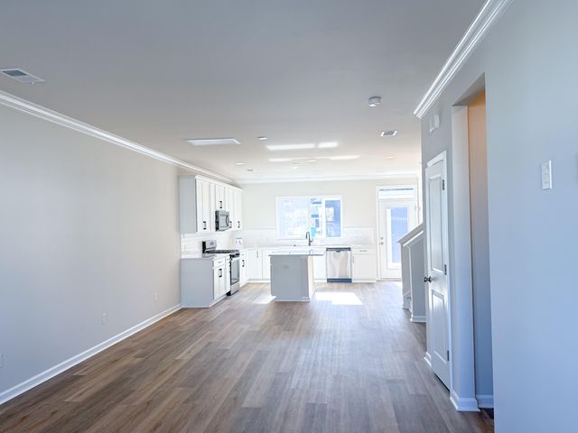 767 Blueway Avenue, Summerville, SC 29486