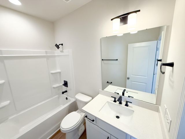 767 Blueway Avenue, Summerville, SC 29486