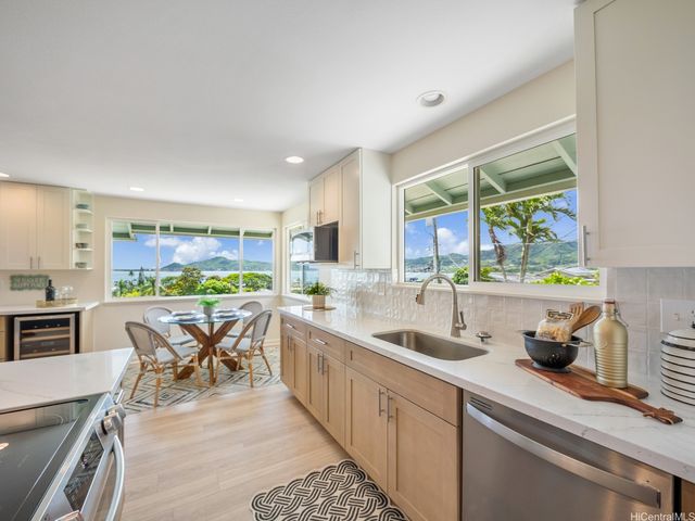 45-113 Halliday Place, Kaneohe, HI 96744