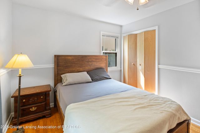 1313 S Genesee Drive, Lansing, MI 48915