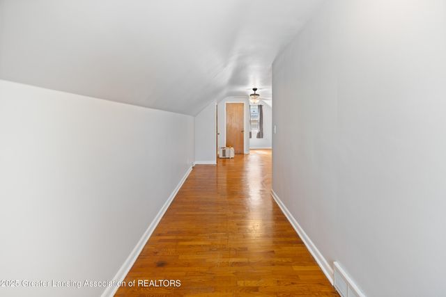 1313 S Genesee Drive, Lansing, MI 48915