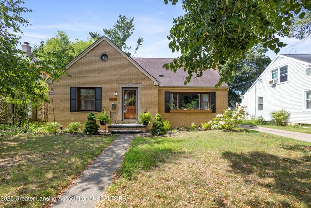 1313 S Genesee Drive, Lansing, MI 48915