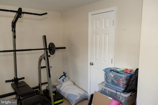 5317 MACWOOD DR, Woodbridge, VA 22193