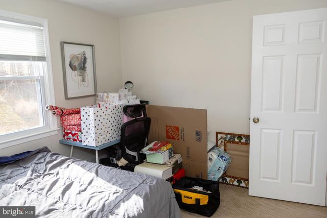 5317 MACWOOD DR, Woodbridge, VA 22193