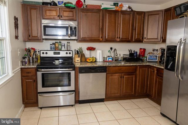 5317 MACWOOD DR, Woodbridge, VA 22193