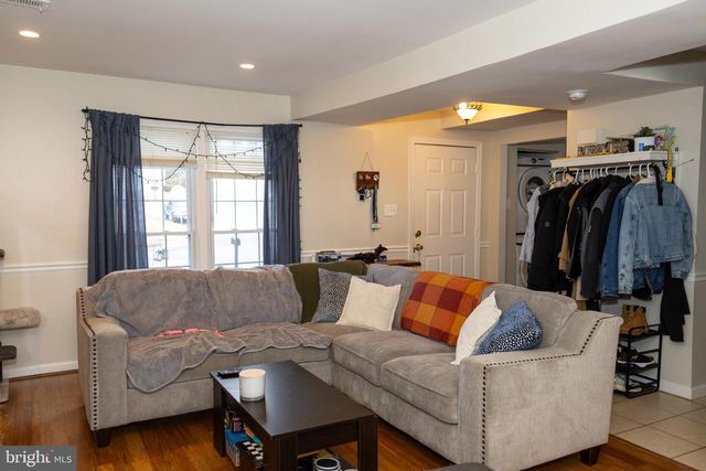 5317 MACWOOD DR, Woodbridge, VA 22193