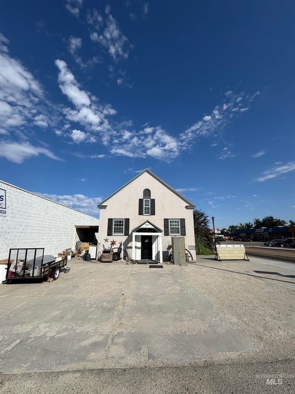 119 N 2nd Street, Parma, ID 83660