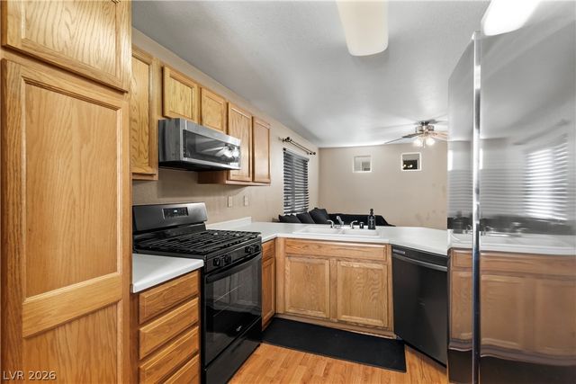 10353 Midseason Mist Street, Las Vegas, NV 89183