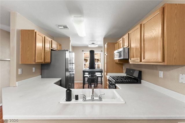 10353 Midseason Mist Street, Las Vegas, NV 89183