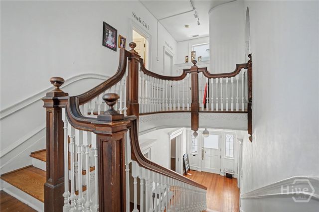 122 E 36th Street, Savannah, GA 31401