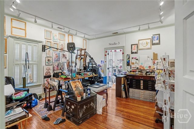 122 E 36th Street, Savannah, GA 31401