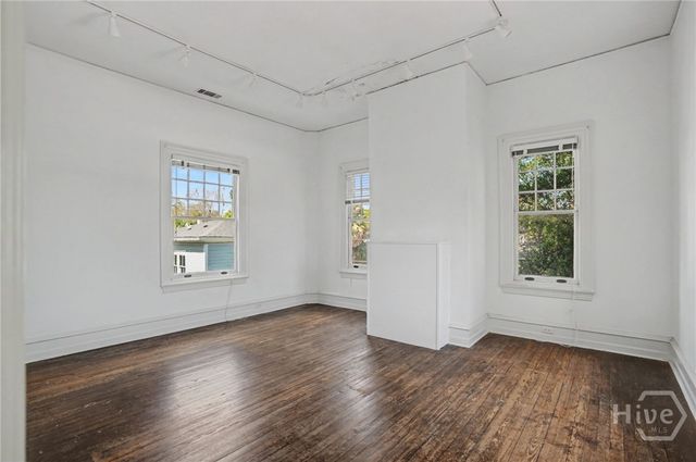 122 E 36th Street, Savannah, GA 31401