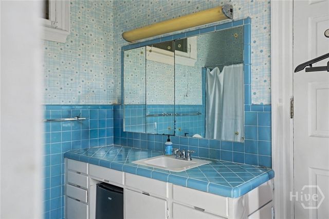 122 E 36th Street, Savannah, GA 31401