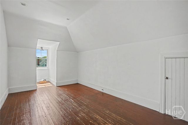 122 E 36th Street, Savannah, GA 31401