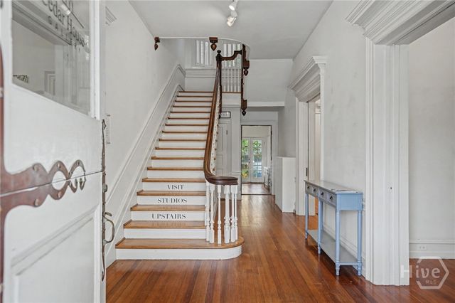 122 E 36th Street, Savannah, GA 31401