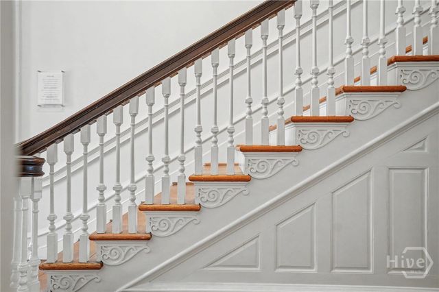 122 E 36th Street, Savannah, GA 31401