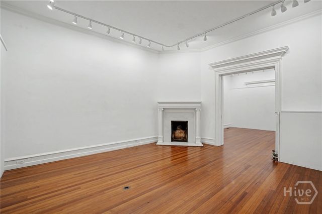 122 E 36th Street, Savannah, GA 31401