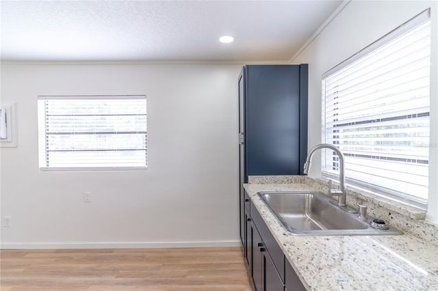 1401 E CAROLINA AVENUE, Deland, FL 32724