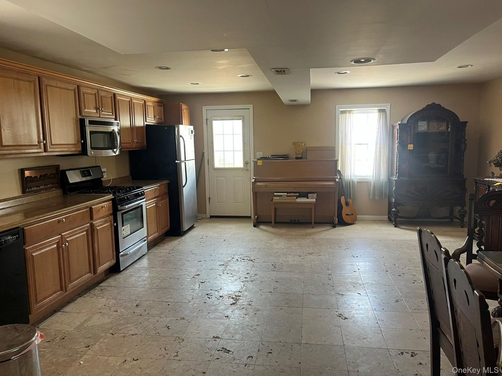 16312 89th Street, Howard Beach, NY 11414 — photo 2
