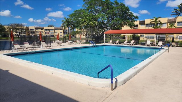 5750 NW 64th Avenue 208, Tamarac, FL 33319