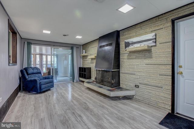 5 HOLLY AVE, Browns Mills, NJ 08015