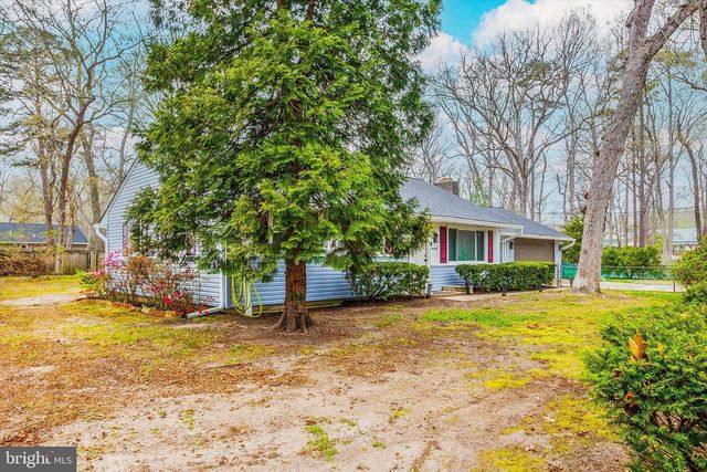 5 HOLLY AVE, Browns Mills, NJ 08015