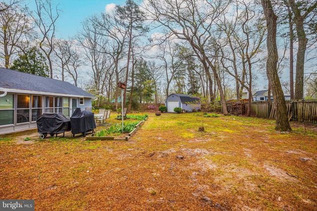 5 HOLLY AVE, Browns Mills, NJ 08015